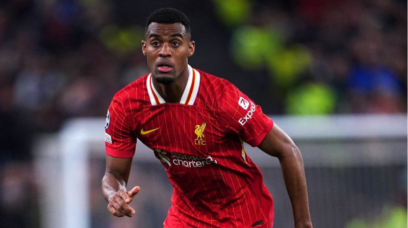 Ryan Gravenberch: Chìa khóa mùa giải mới của Liverpool