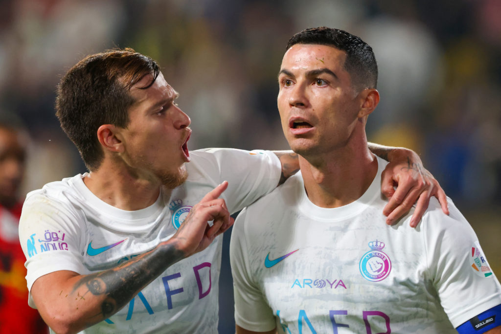 Ronaldo mất đồng đội 65 triệu USD