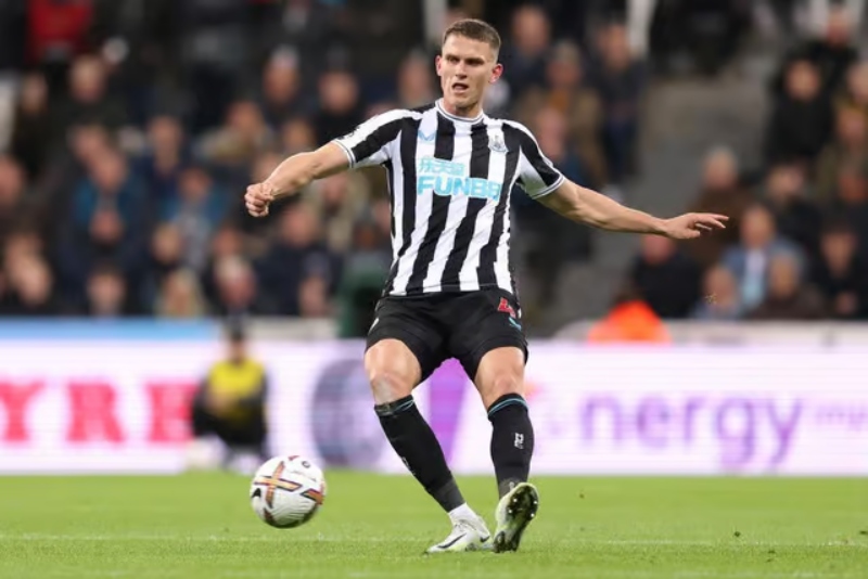 Liverpool và kế hoạch tăng cường hàng phòng ngự