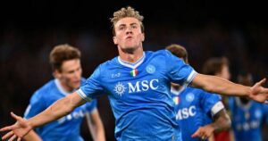 Napoli hoàn tất thương vụ mua đứt Rasmus Hojlund
