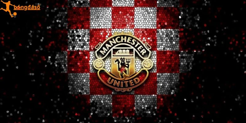 Manchester United đối mặt bài toán điều chỉnh chiến thuật
